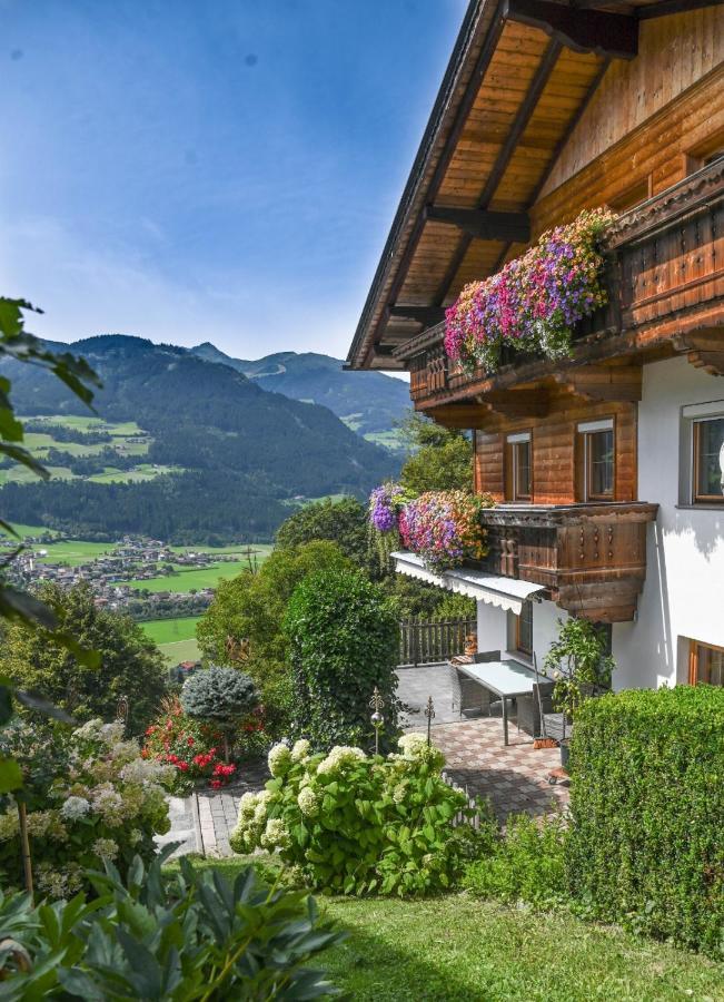 Ferienhaus Schneiderhausl Zillertal Apartment Stummerberg Exterior photo